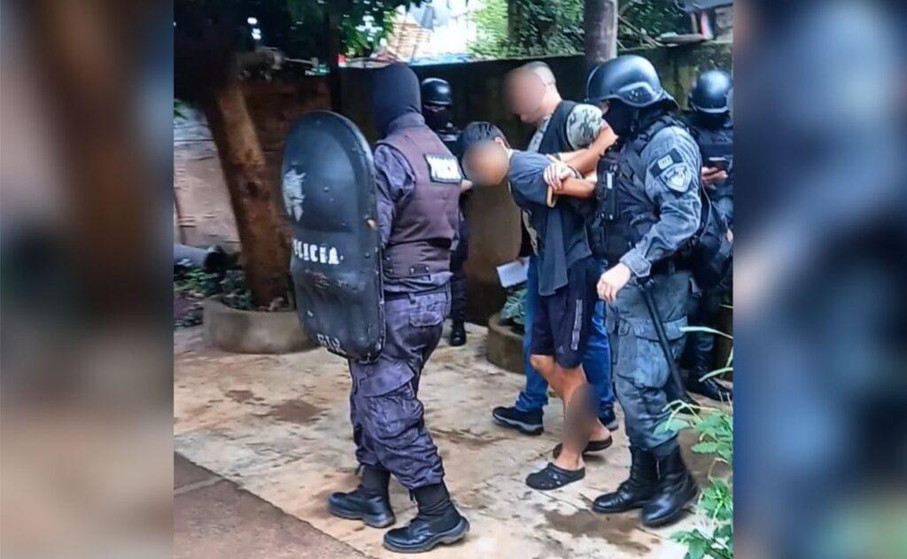 posadas detuvieron hombre araña