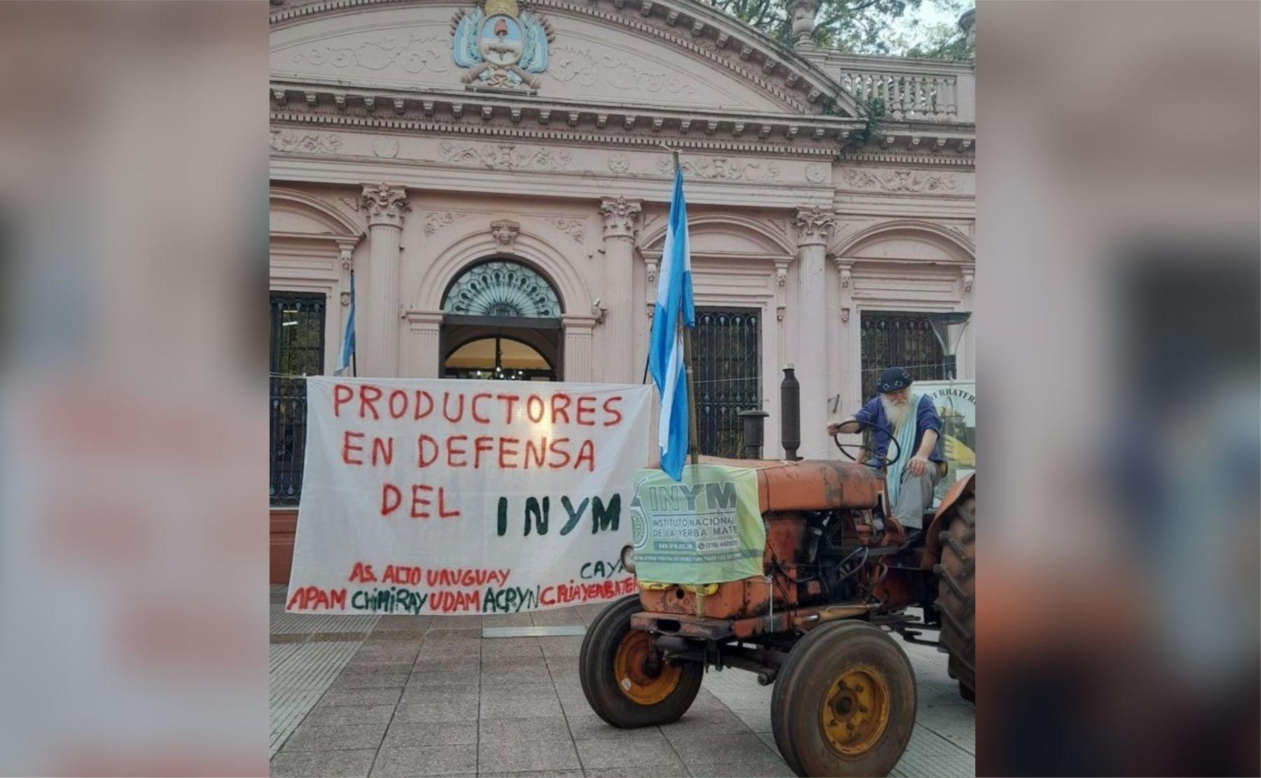 Suspende DNU inym milei