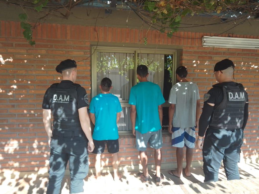 camaras autos estacionados posadas