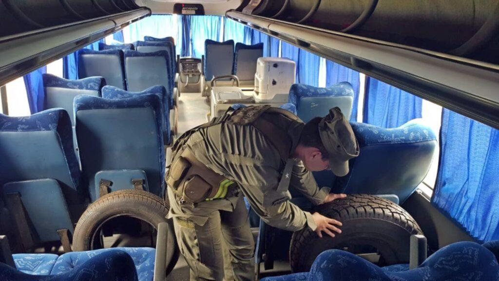 omnibus contrabando neumatico