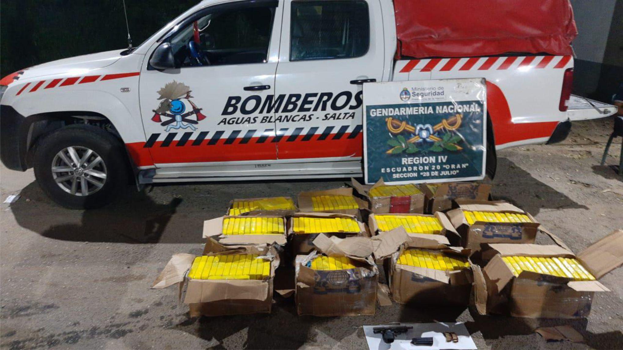 droga camioneta bomberos