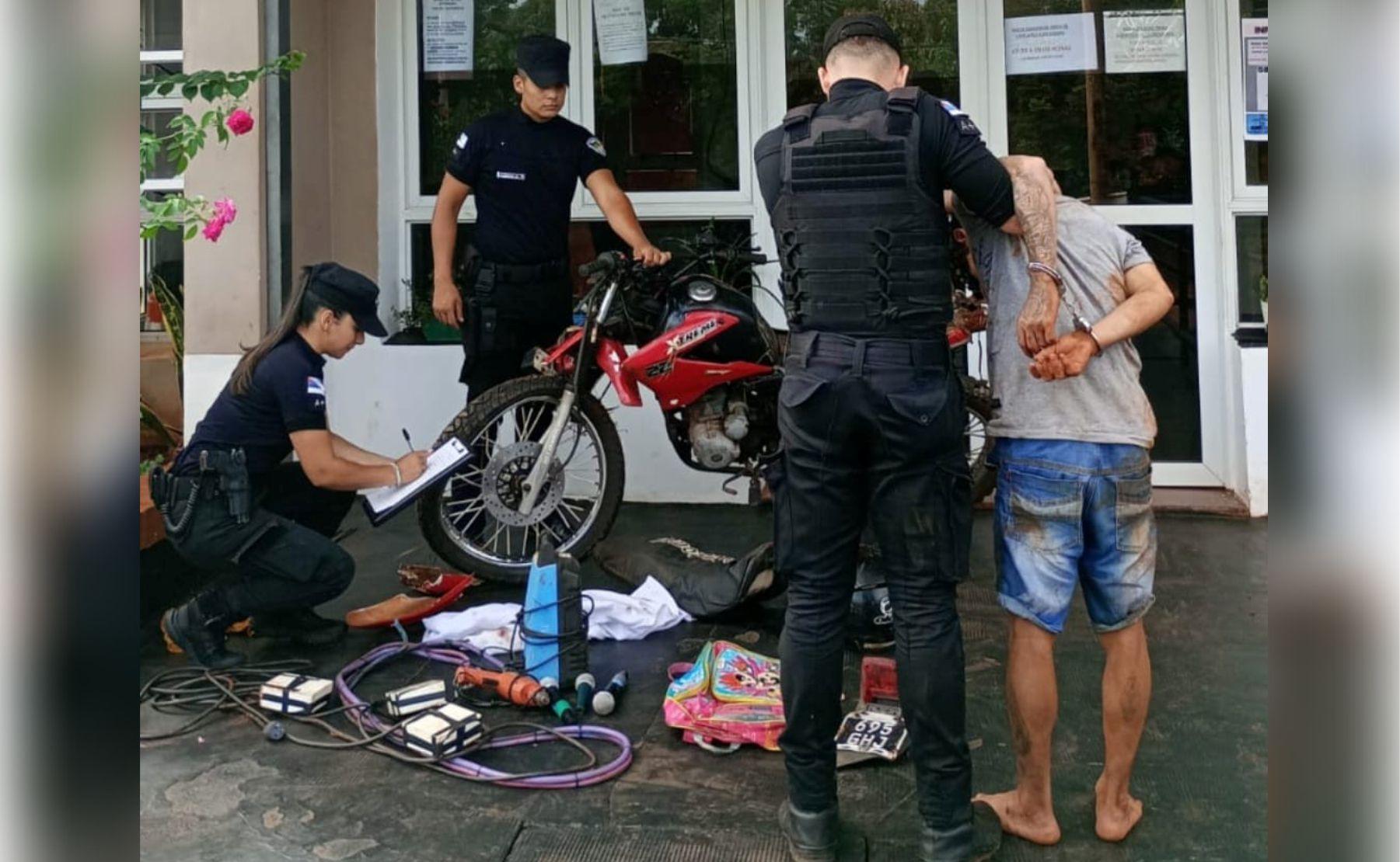 robo despiste moto obera