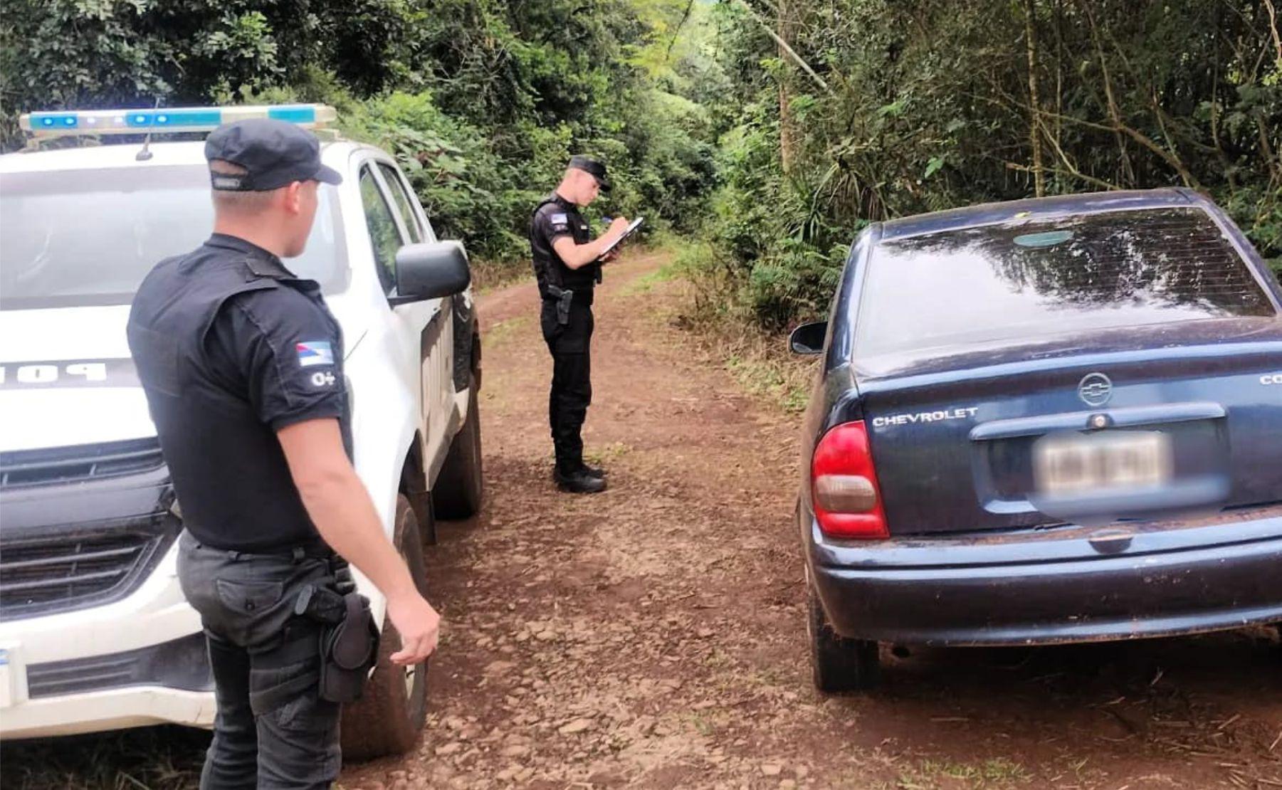 auto robado dos hermanas