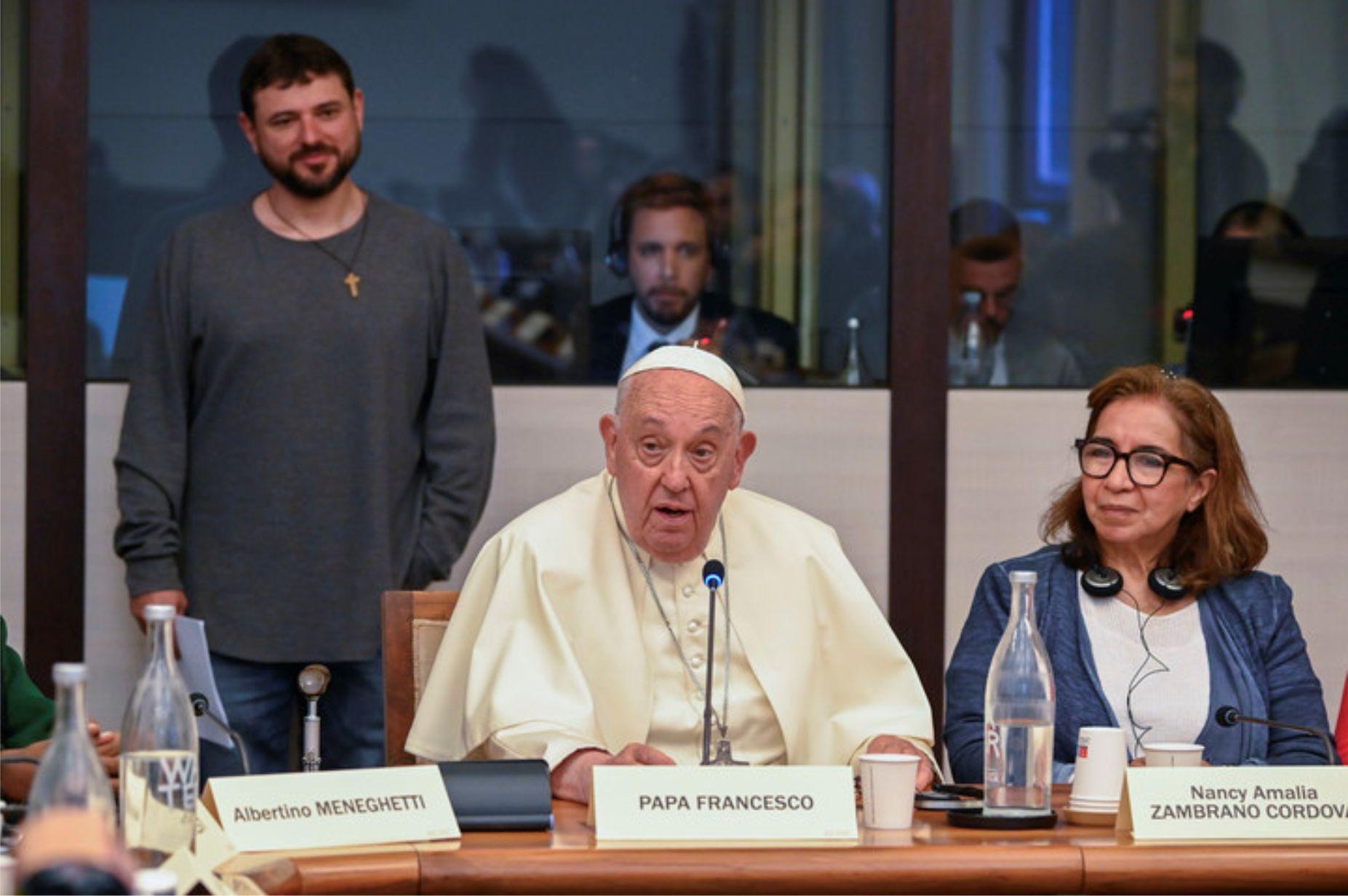 papa francisco gas pimienta