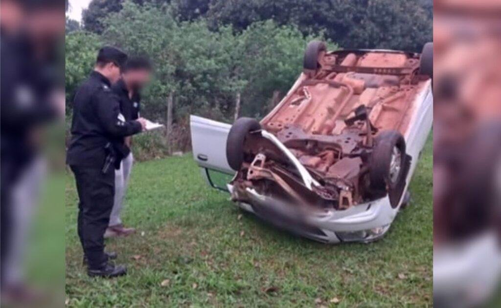 vuelco auto robado obera