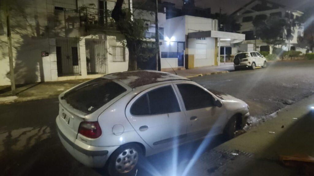 incendiaba autos posadas