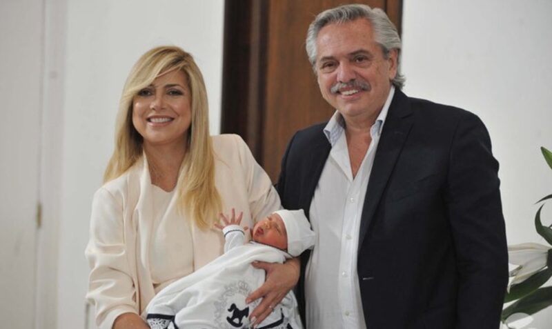 alberto fernandez restitución hijo