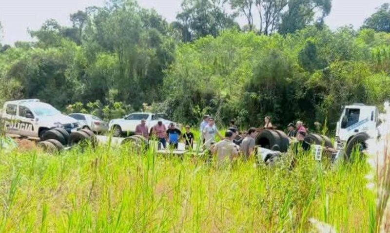 vuelco camion 1022 ruta 14