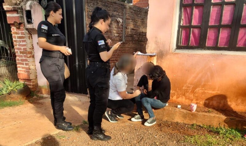 madre tio detenidos niña abandonada