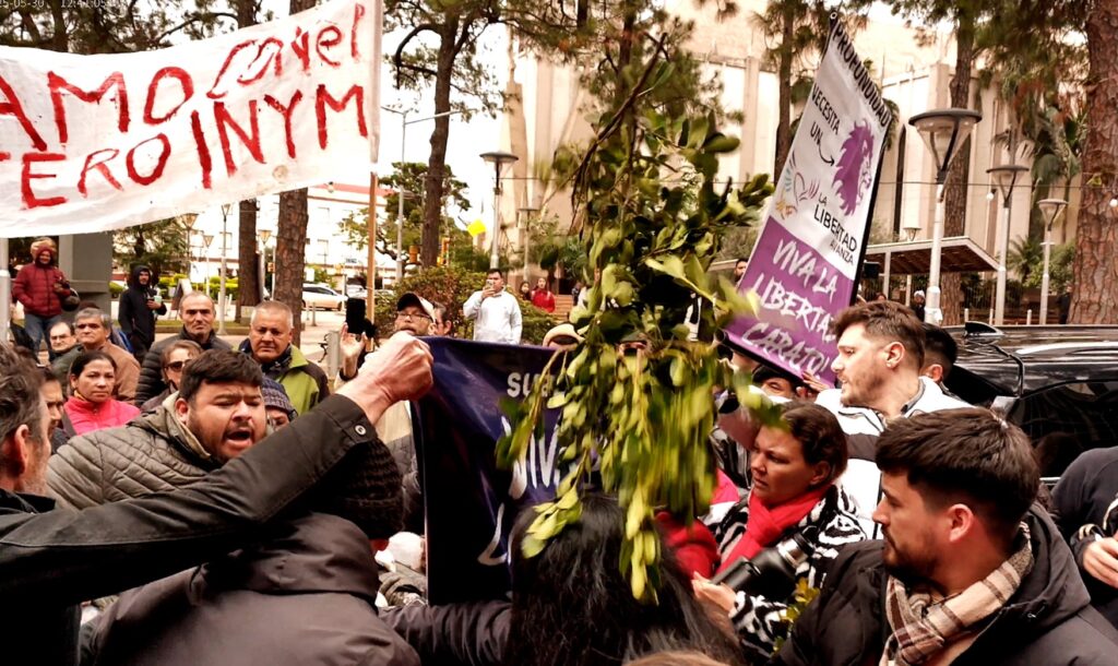 caminata milei menem obera