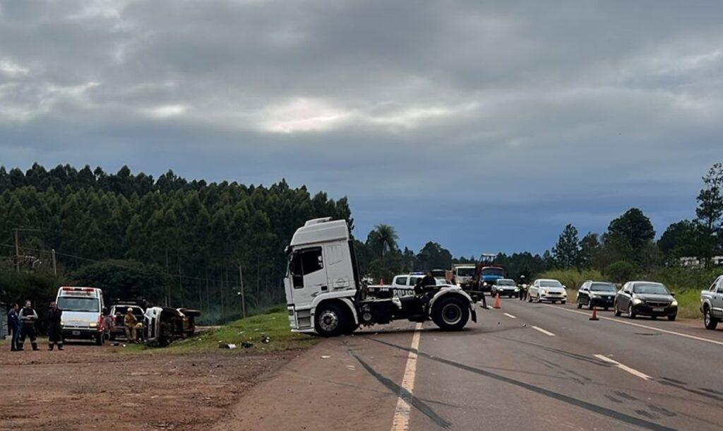 camioneta choque camion