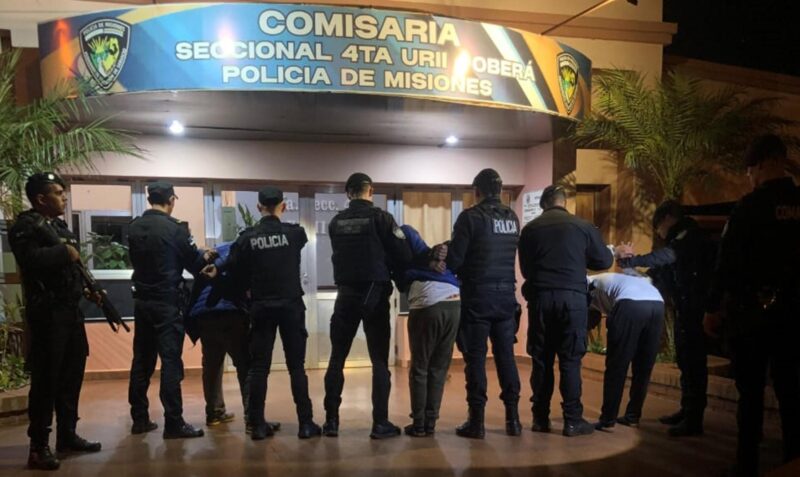 pelea oasis obera