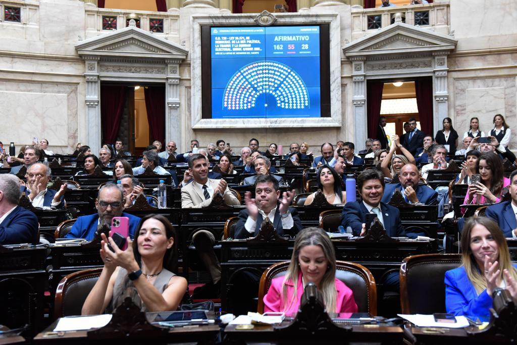 diputados leyes contra gobierno