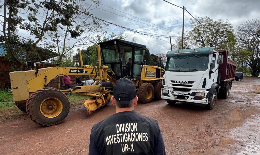 Estafa Posadas camion motoniveladora