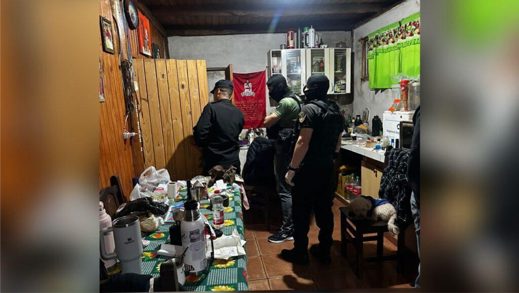 mujer narcokiosco san javier