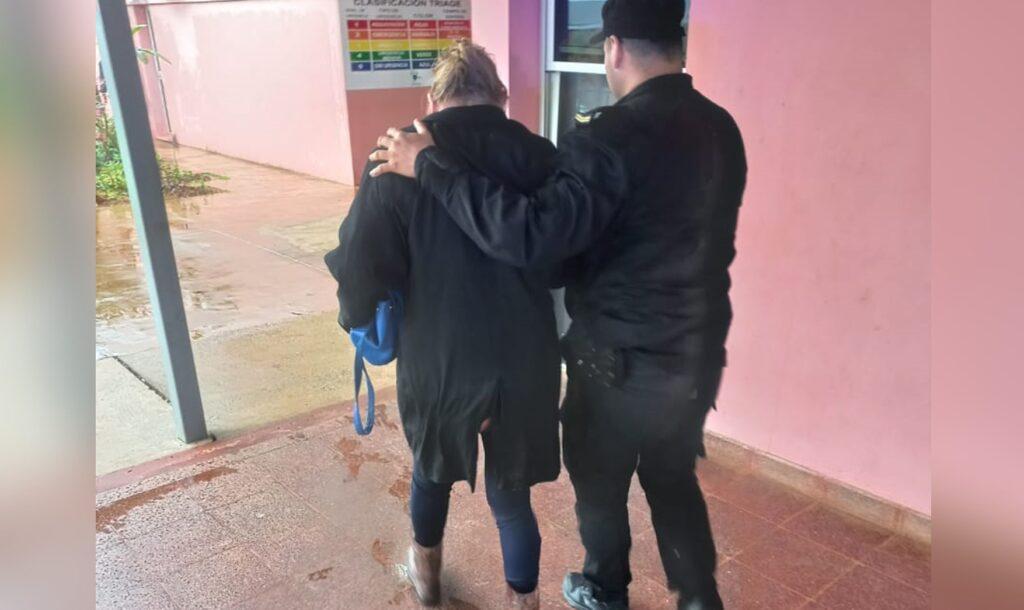 Mujer arrastrada Itaembé Guazú