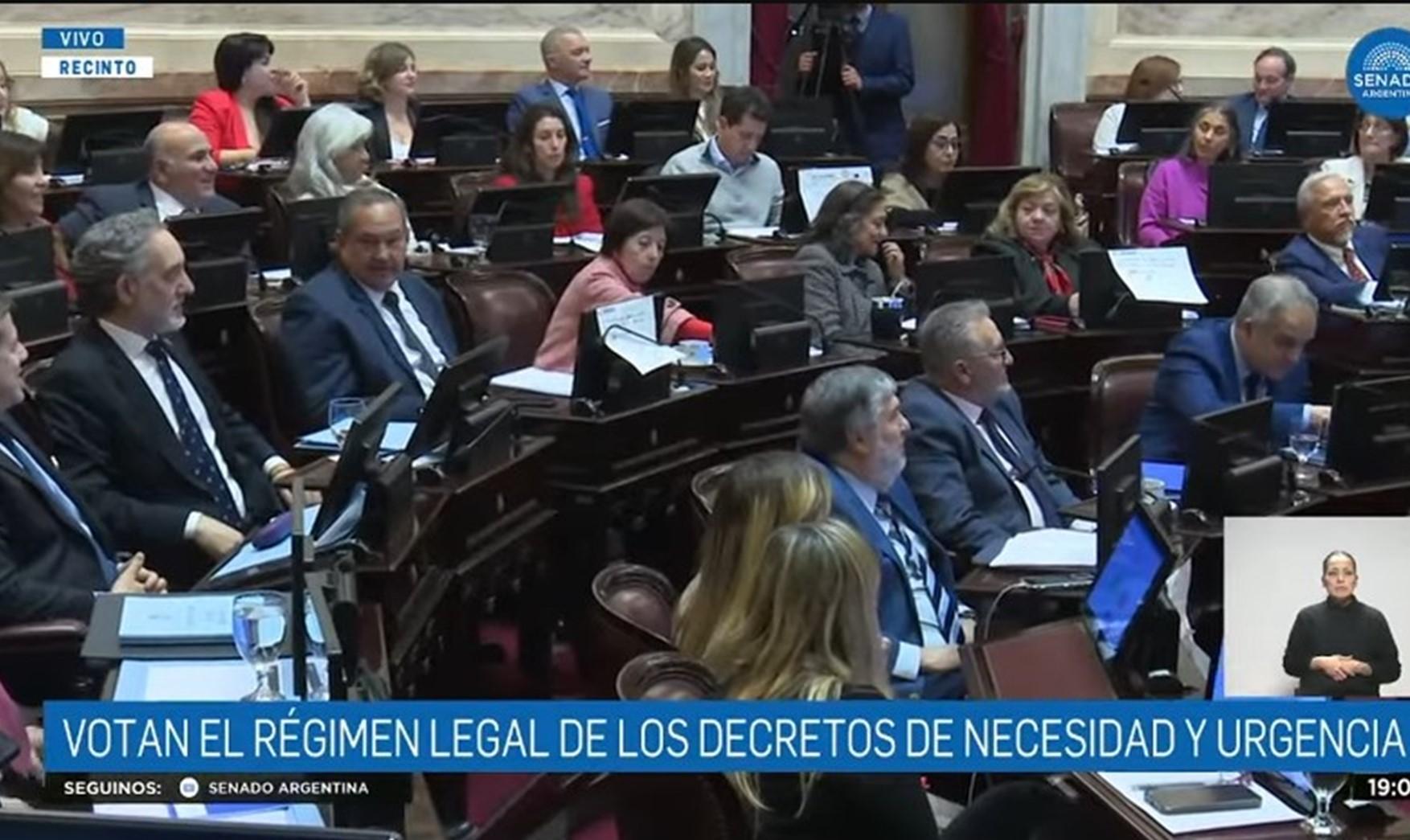 senadores Misiones veto Milei