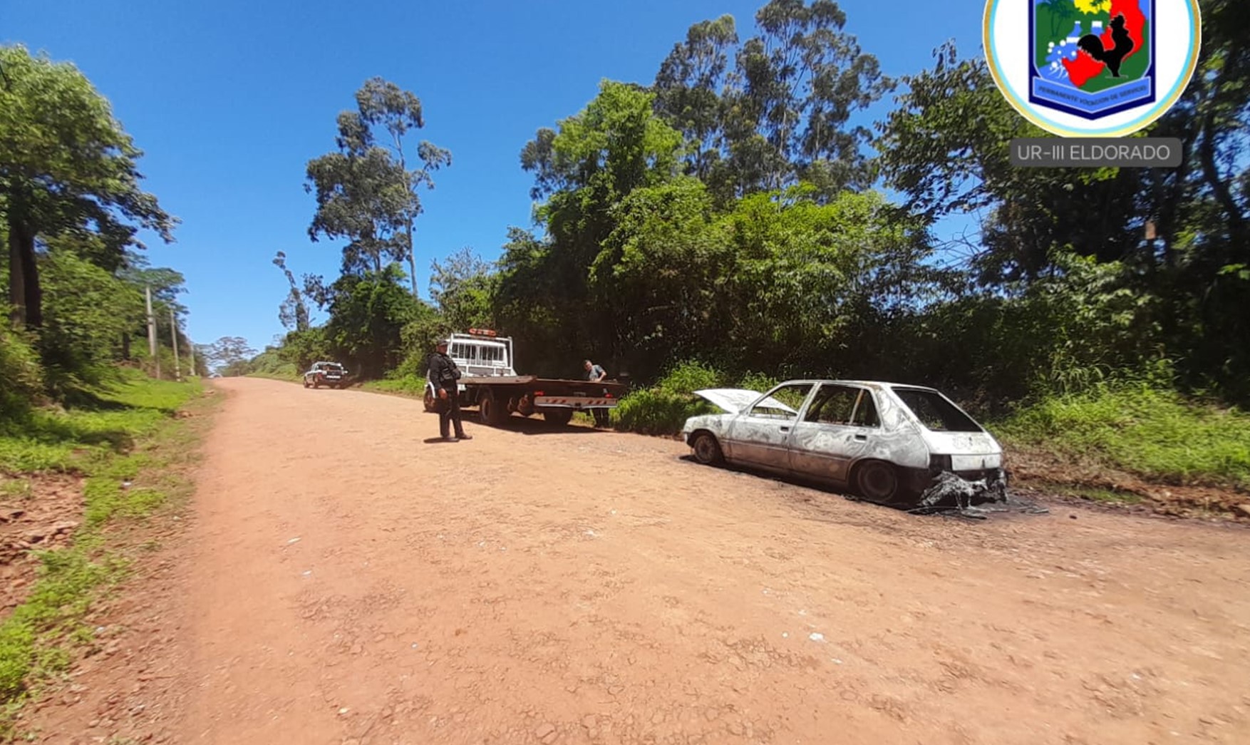 eldoraro incendio peugeot 504