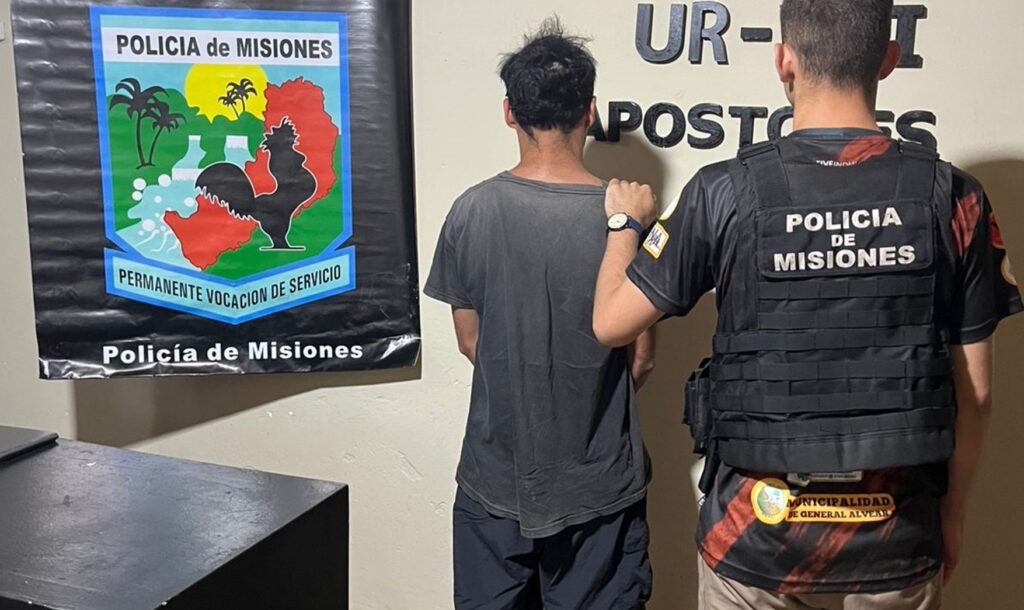 detenido apostoles golpear municipal