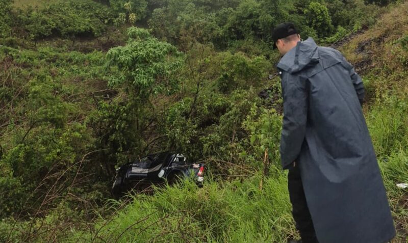 despiste camioneta cerro azul