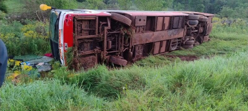 despiste de colectivo en Garuhapé
