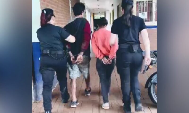 pareja robo bateria camion