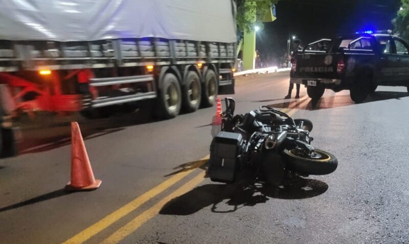 menores moto choque jardin america