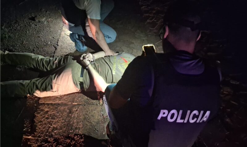 Policías Detenidos Venta Armas Alem