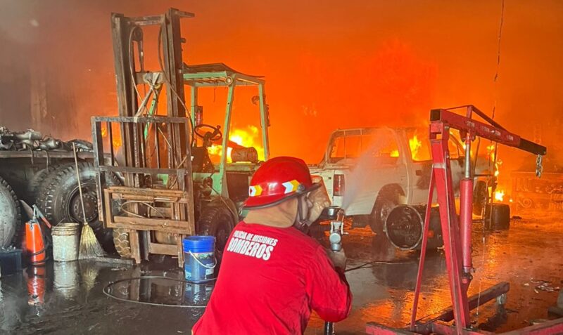 incendio taller mecanico obera