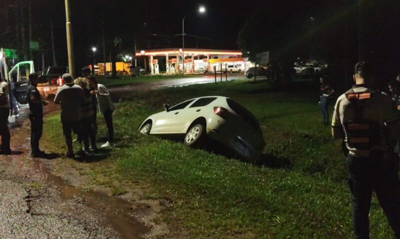 Despiste sandero Ruta 12 Roca