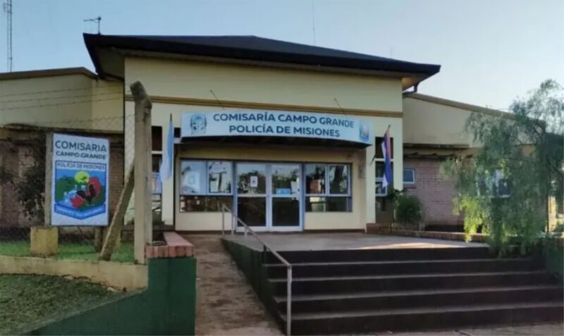 mujer se prendió fuego Campo Grande comisaría