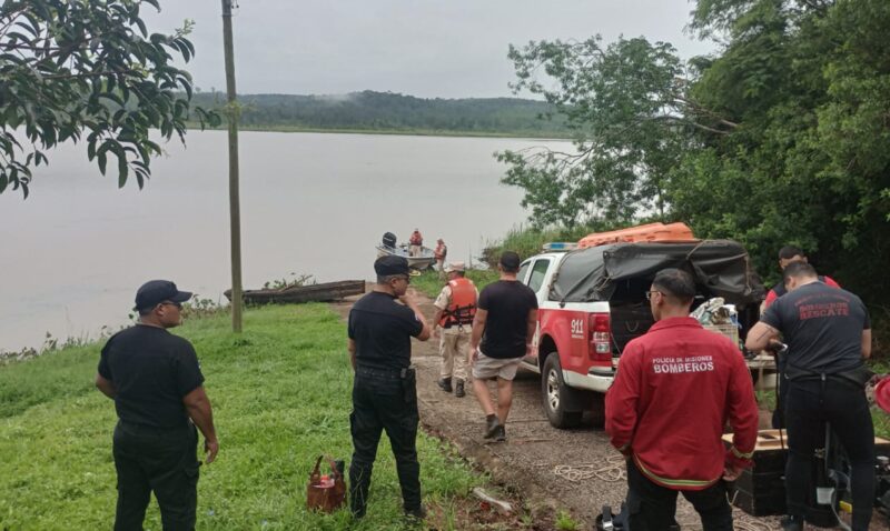 desaparecido río Paraná Loreto Rolando David Meza