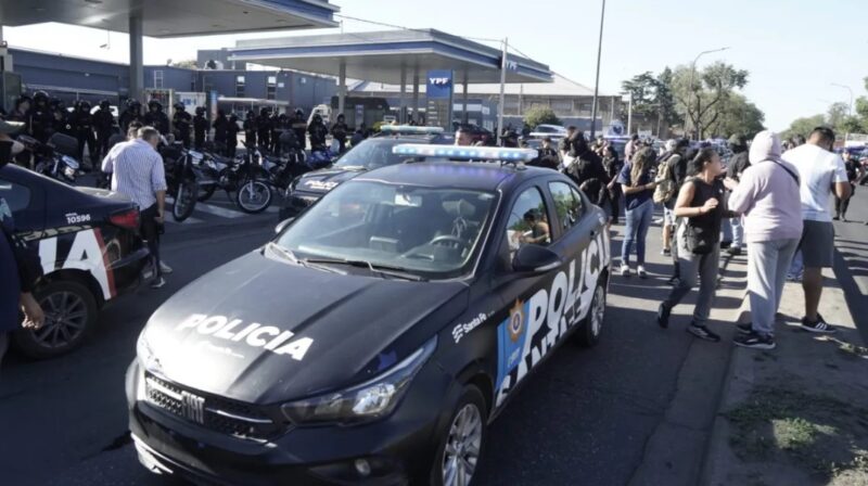 protesta policía Santa Fe acuartelamiento Rosario