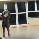 Violento intento de robo en el barrio Virgen de Guadalupe: un vecino fue atacado al descubrir a un joven sustrayendo objetos