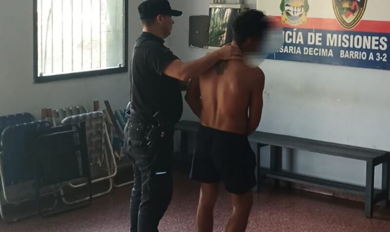 robo kiosco Posadas barrio A-3-2 detenido hijo madre Comisaría Décima