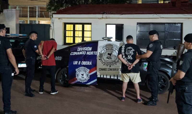 Estafa cheque adulterado Oberá moto Honda