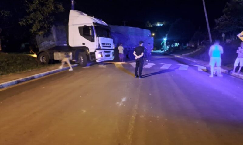 despiste camión aceite ruta 215 gobernador lopez