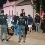 Eldorado: desbaratan grupo de «picadas» en la Costanera con tres detenidos y motos de dudosa procedencia