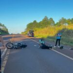 Se les pinchó la goma delantera y despistaron frente a la facultad