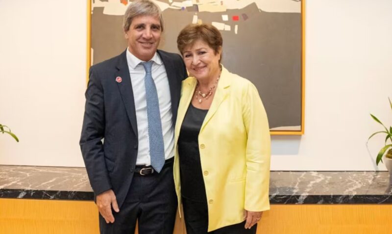 Luis Caputo FMI Washington segunda revisión