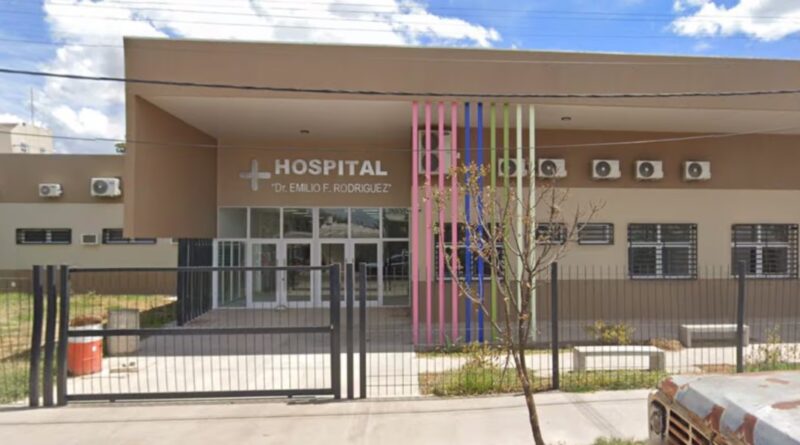 Ejercicio ilegal medicina hospitales Chaco usurpación título acta defunción