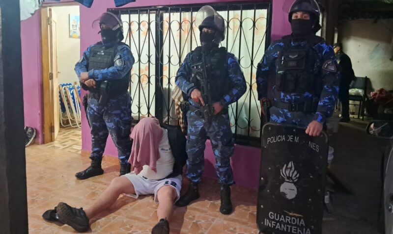 Amenazas con arma Posadas Chacra 101 allanamiento deuda detenido policía