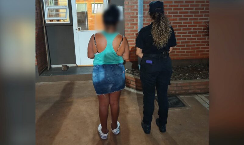 detenida Posadas perimetral techo avenida Tambor de Tacuarí 911