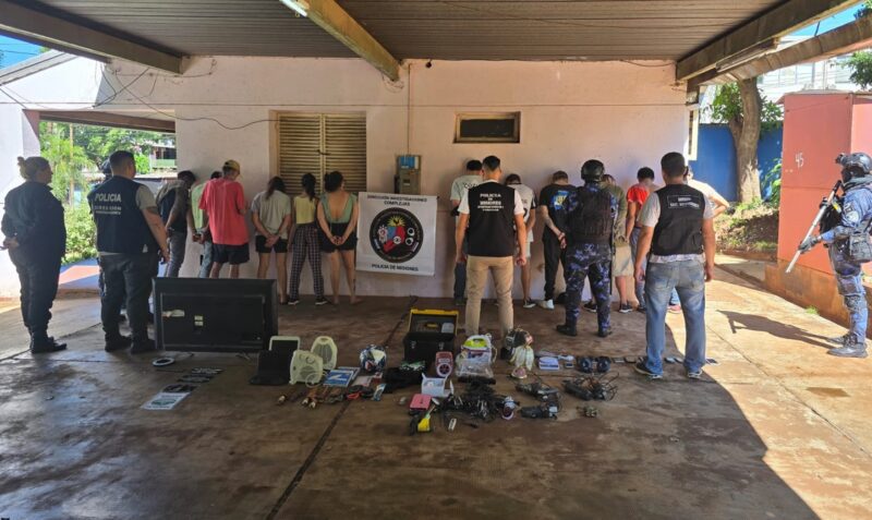 Desarticulada banda Spiderwoman Posadas 12 detenidos Chacra 32-33 robos techos