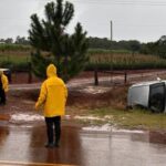 Vuelco en la Ruta 20: un automóvil despistó en Pozo Azul y una mujer terminó hospitalizada