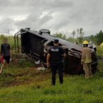 Dos heridos tras el despiste de una camioneta en San Vicente