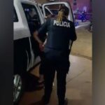 Eldorado: Estaba ebria, atacó a tres vecinos a cuchillazos y terminó tras las rejas