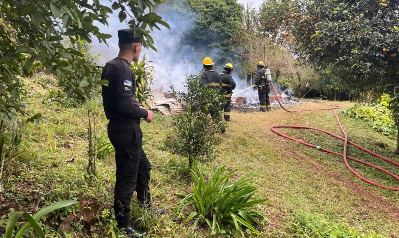Incendio vivienda Arroyo del Medio lote 209