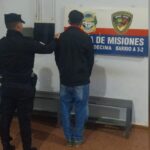 Intervención inmediata en Posadas: la policía detuvo a un hombre que causó destrozos en la casa de su pareja tras una agresión