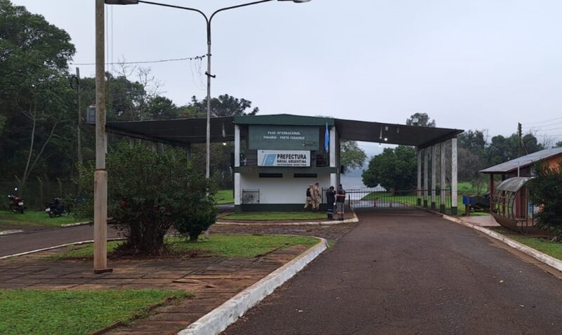 crecida del río Uruguay pasos fronterizos cerrados Policía de Misiones puentes clausurados San Javier Panambí